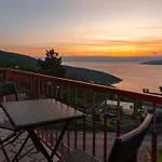 Luxury Seaview By Interhome شقة *