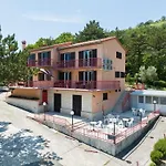 شقة Luxury Seaview By Interhome Jurasi